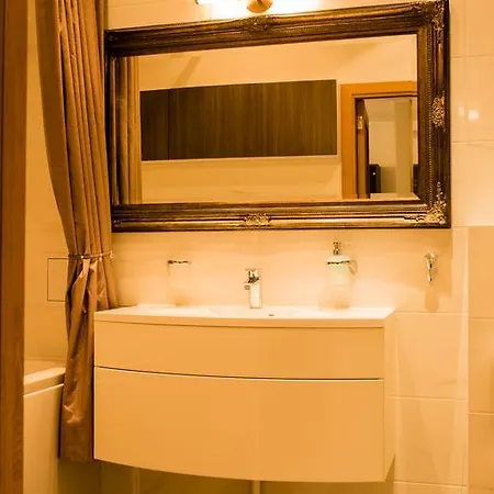 Kaubamaja Luxury טאלין